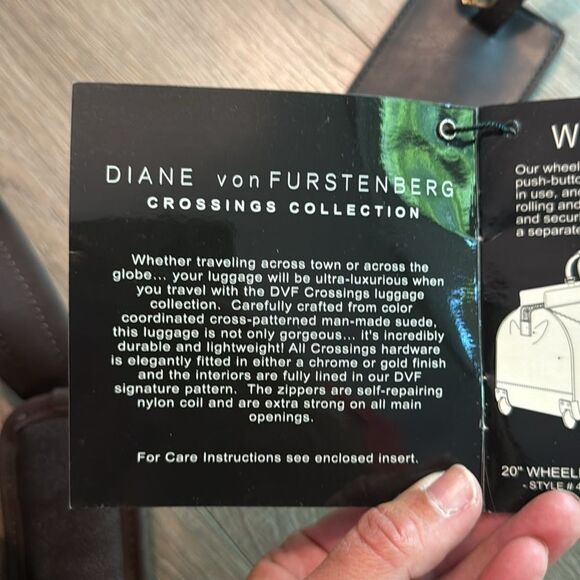 DIANE VON FURSTENBERG DVF FAUX SUEDE TRIPLE COMPARTMENT TRAVEL OVERNIGHT BAG EUC - Picture 11 of 14